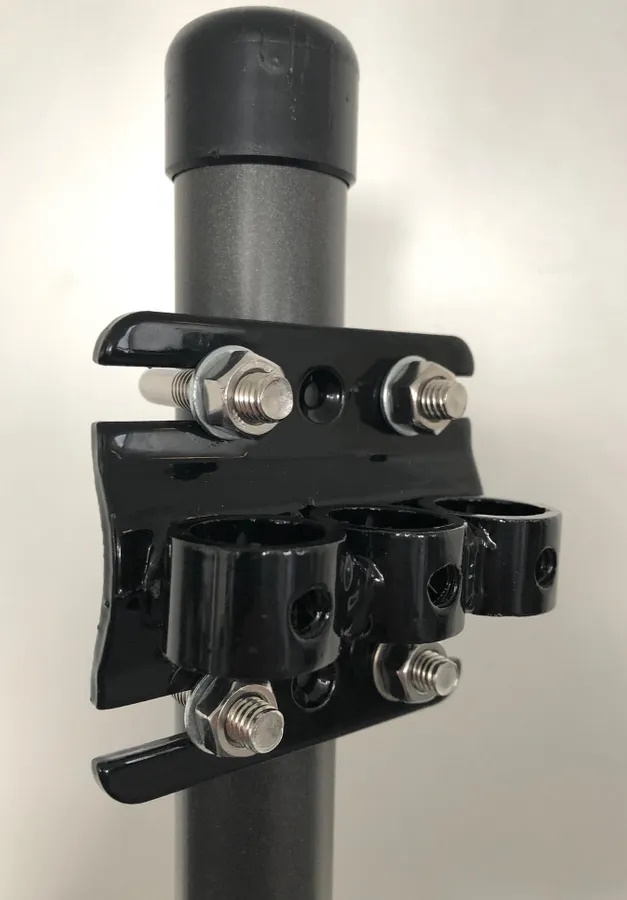 U-Bügel Mit Halterung_Montiert U-bügel für zaunpfosten 34mm